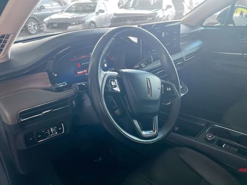 Used 2023 Lincoln Corsair Reserve w/ Equipment Group 201A FWD image 11