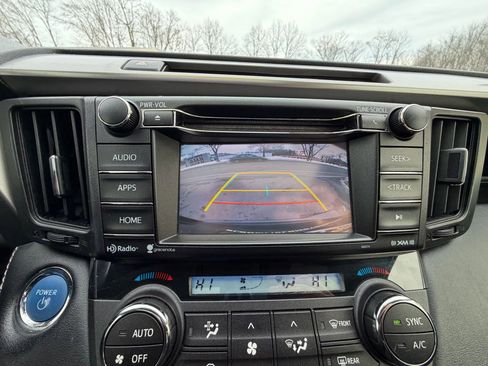 Used 2016 Toyota RAV4 XLE image 27