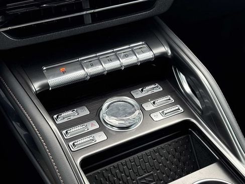 New 2026 Lincoln Nautilus Reserve w/ Jet Appearance Package AWD/4WD image 30