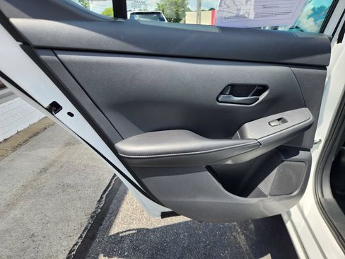 Used 2024 Nissan Sentra SV w/ All-Weather Package FWD image 18