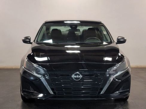 Certified 2024 Nissan Altima 2.5 S image 3