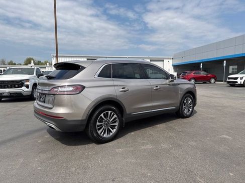 Used 2021 Lincoln Nautilus Reserve FWD image 3