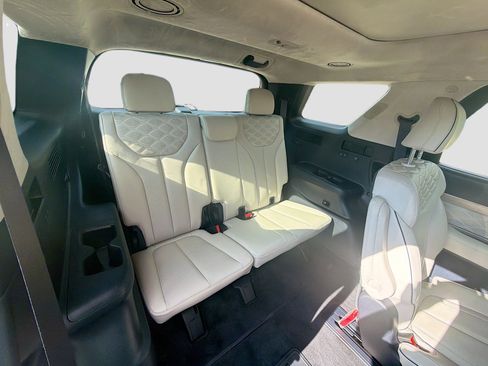 Used 2021 Hyundai Palisade Calligraphy FWD image 28