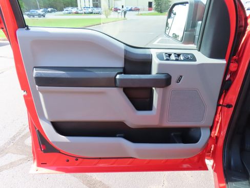 Used 2020 Ford F150 XL w/ XL Power Equipment Group image 19