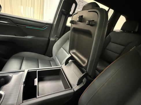 Certified 2024 GMC Acadia AT4 w/ Super Cruise Package image 42