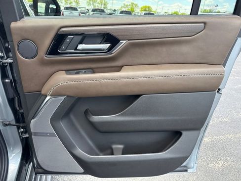 New 2026 GMC Yukon XL Denali Ultimate AWD/4WD image 37