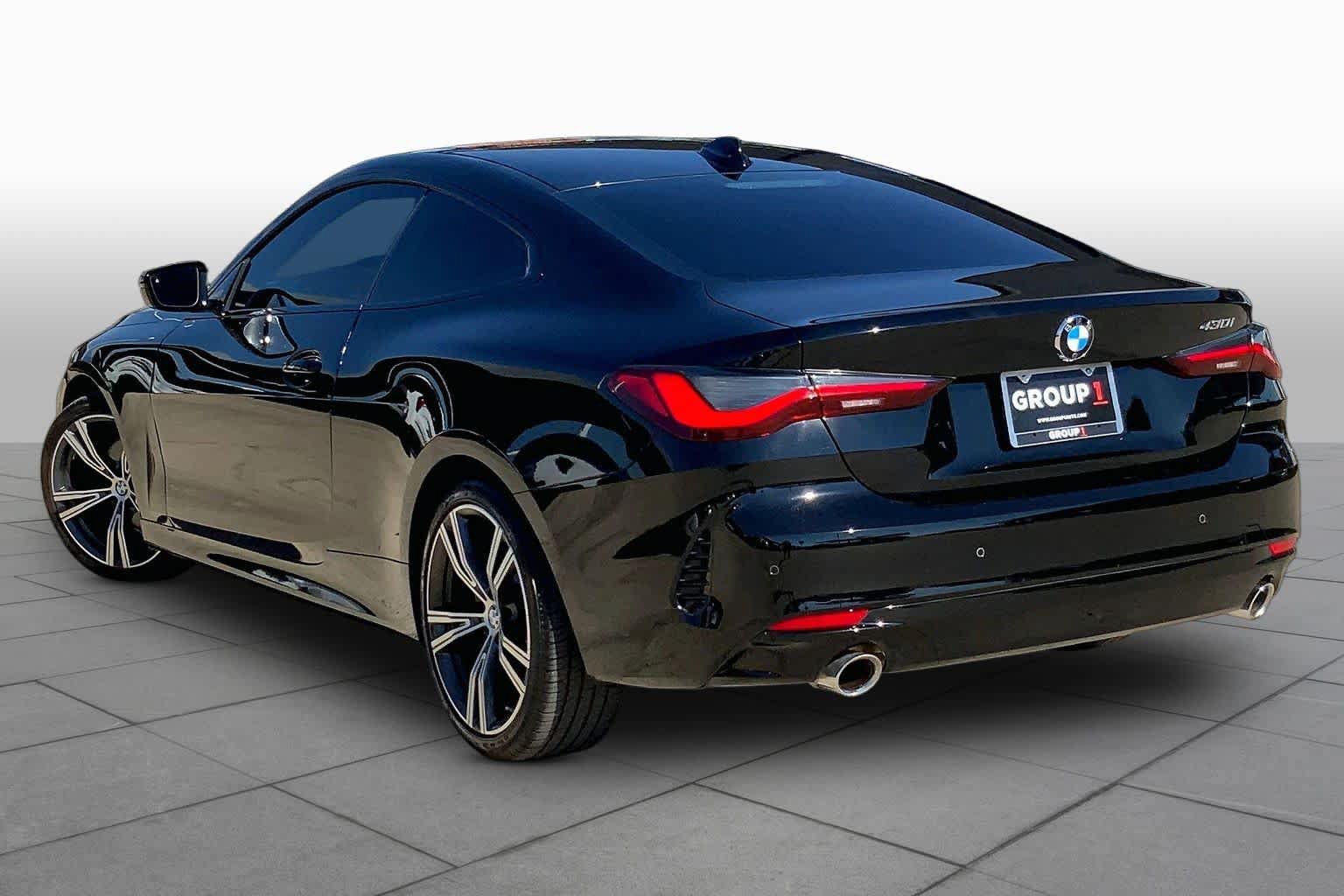 Used 2023 BMW 430i Coupe w/ Convenience Package RWD image 11