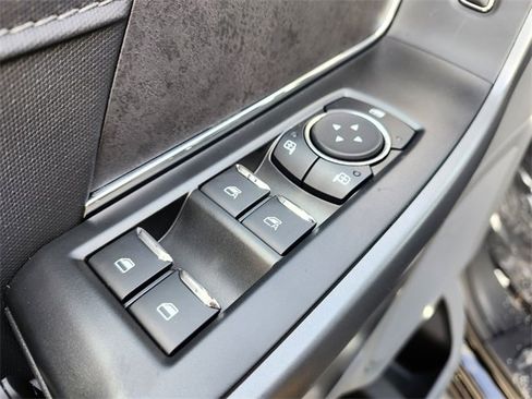 New 2025 Ford F150 XLT w/ Equipment Group 301A Standard image 17