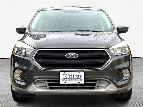 Used 2019 Ford Escape SE image 3