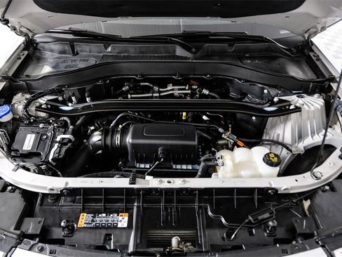 Used 2024 Ford Explorer Limited image 54