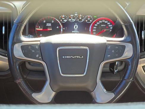 Used 2016 GMC Sierra 2500 Denali w/ Duramax Plus Package AWD/4WD image 29