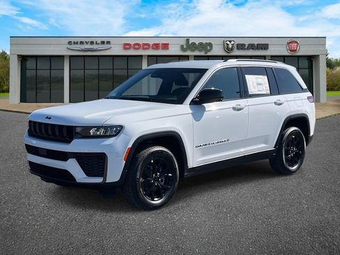 New 2026 Jeep Grand Cherokee Altitude image 31