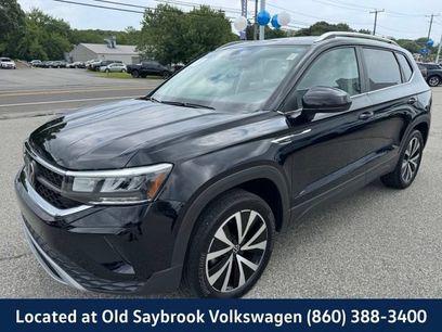 Certified 2023 Volkswagen Taos SE w/ Panoramic Sunroof Package