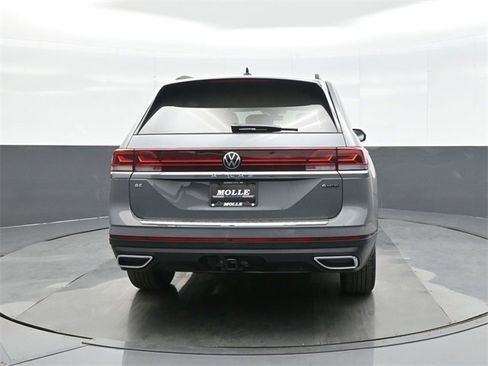 New 2026 Volkswagen Atlas SE image 6