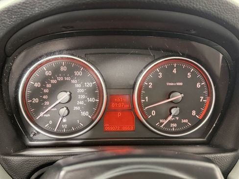 Used 2008 BMW 335i Convertible w/ Premium Pkg image 24