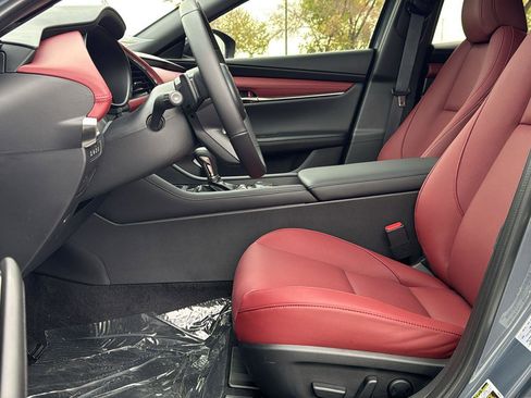 New 2026 MAZDA MAZDA3 Hatchback w/Premium Plus Pkg image 22