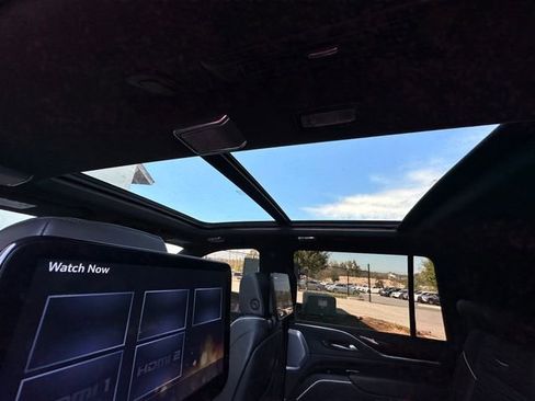 Used 2022 Cadillac Escalade ESV Sport Platinum image 38