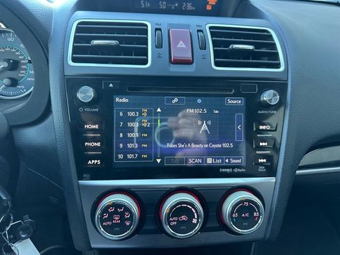 Used 2017 Subaru Crosstrek 2.0i Limited w/ Popular Package #2 image 11