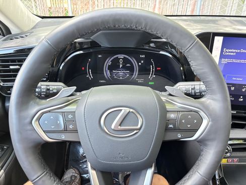 Used 2025 Lexus NX 350h AWD w/ Cold Area Package image 12