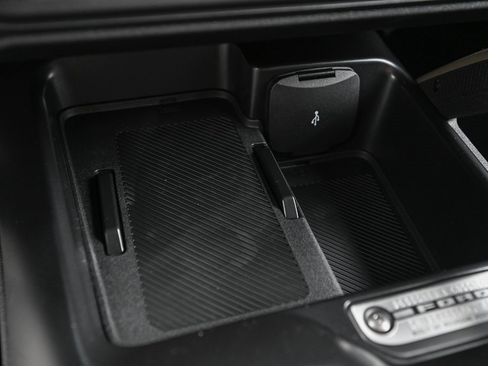 New 2025 Ford Bronco Badlands image 30