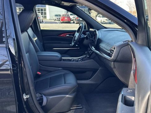 Used 2024 Chevrolet Traverse Z71 AWD/4WD image 28
