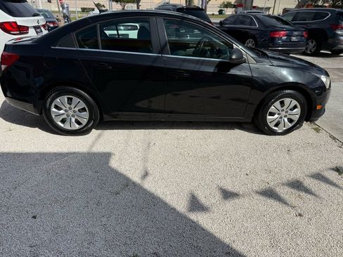 Used 2012 Chevrolet Cruze LS w/ Connectivity Package image 6