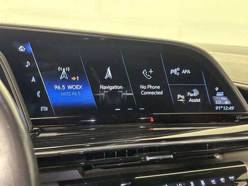 Used 2024 Cadillac Escalade Sport AWD/4WD image 25