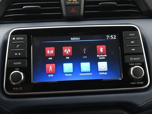 New 2025 Nissan Versa SV w/ Trunk Package image 3