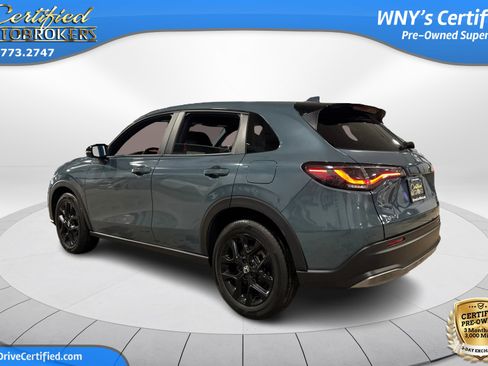 Used 2025 Honda HR-V Sport image 9