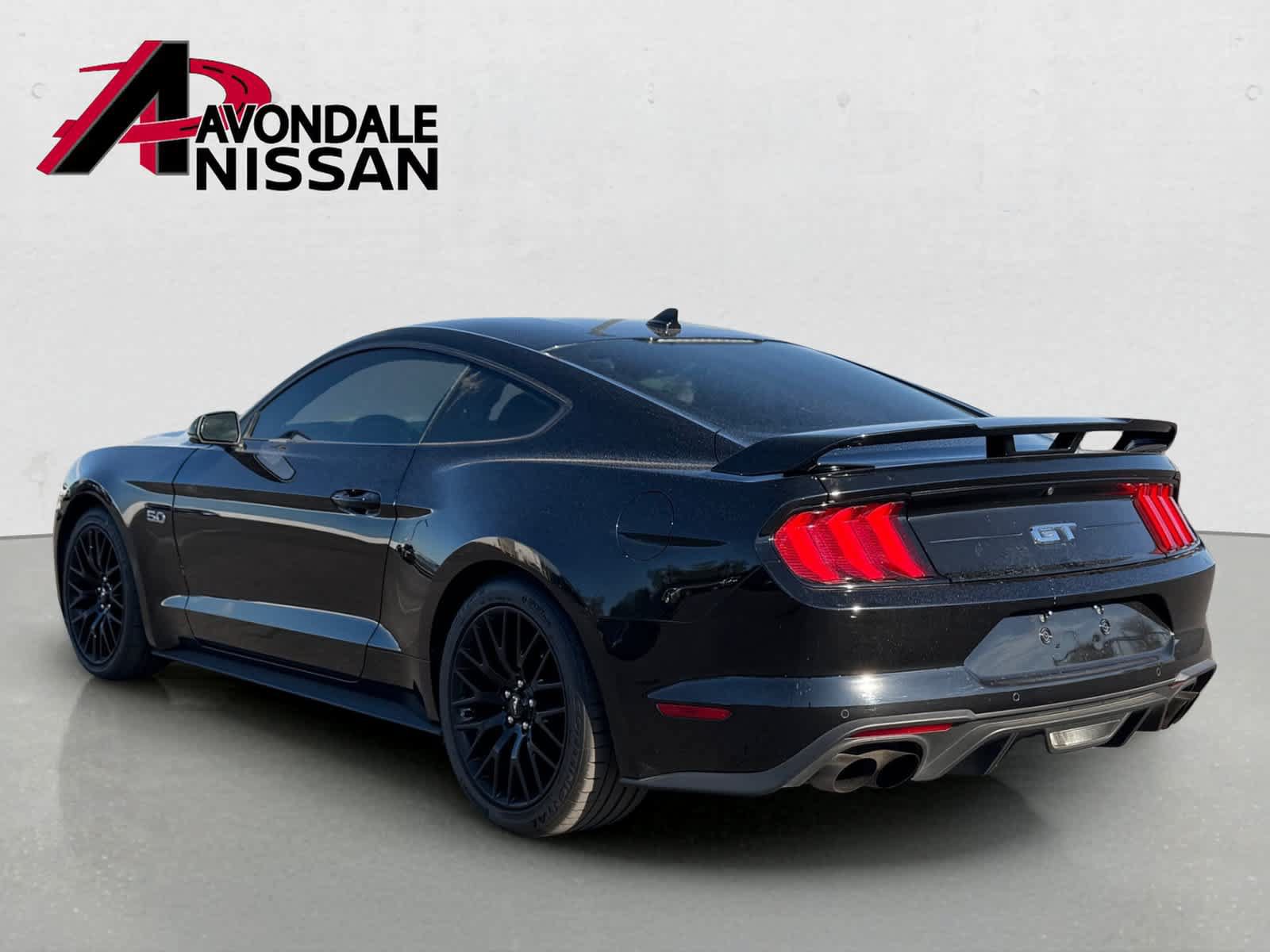 Used 2021 Ford Mustang GT Premium w/ GT Performance Package RWD image 3