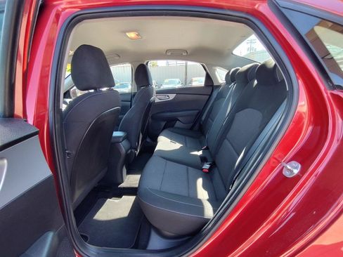 Used 2022 Kia Forte LXS FWD image 28
