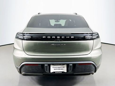 New 2026 Porsche Macan 4S Electric AWD/4WD image 10