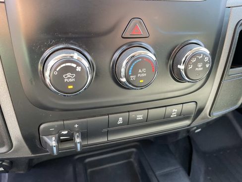 Used 2018 RAM 3500 Tradesman w/ Chrome Appearance Group AWD/4WD image 48