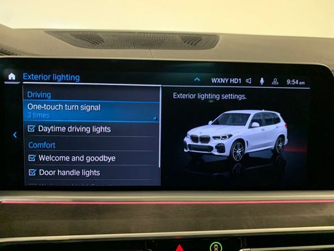 Used 2023 BMW X5 xDrive40i w/ M Sport Package AWD/4WD image 45
