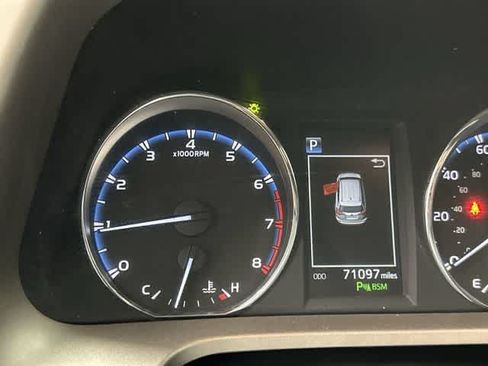 Used 2017 Toyota RAV4 Limited w/ Advanced Technology Package FWD image 16