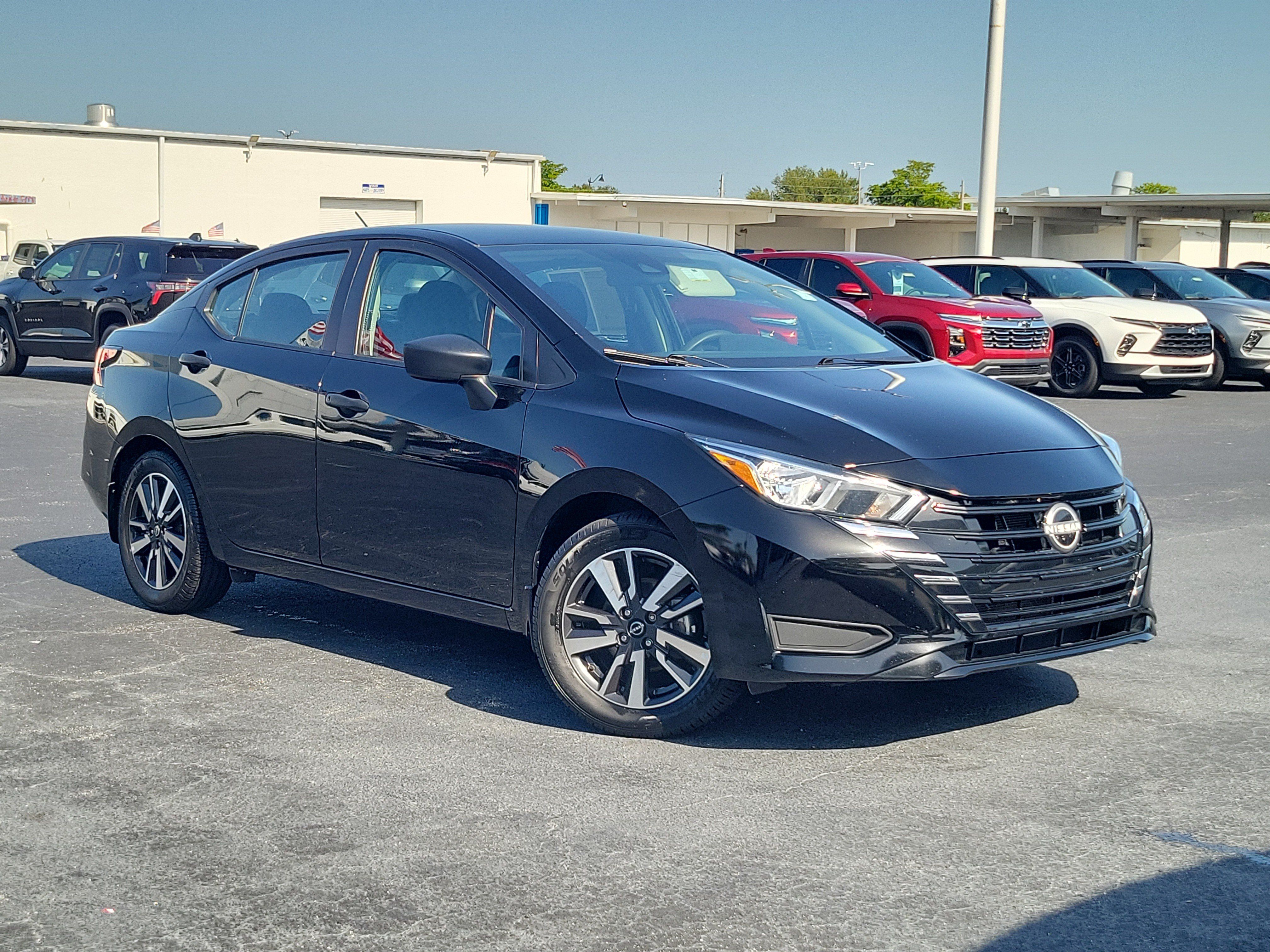 Used 2024 Nissan Versa S w/ S Plus Package FWD image 31