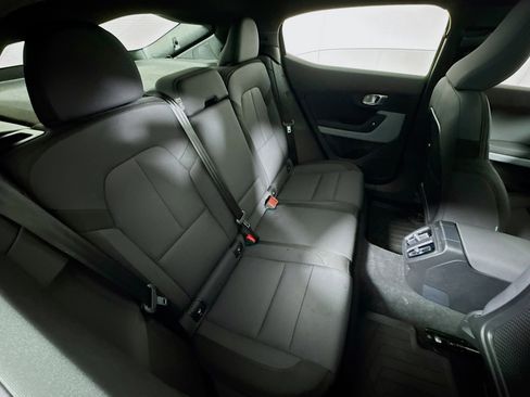 Used 2024 Polestar Polestar 2 image 25