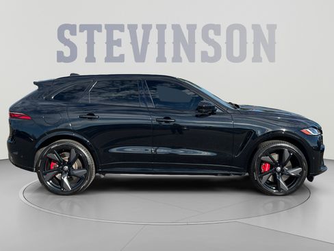 Used 2024 Jaguar F-PACE SVR AWD/4WD image 6