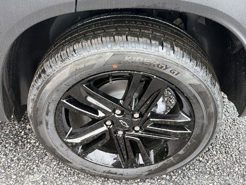 New 2026 Chevrolet TrailBlazer LT w/ Midnight Edition FWD image 12