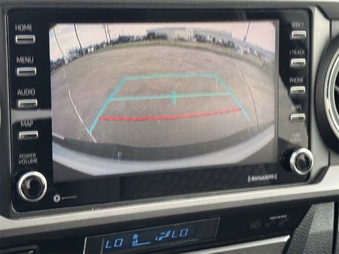 Used 2021 Toyota Tacoma SR5 w/ Technology Package image 13