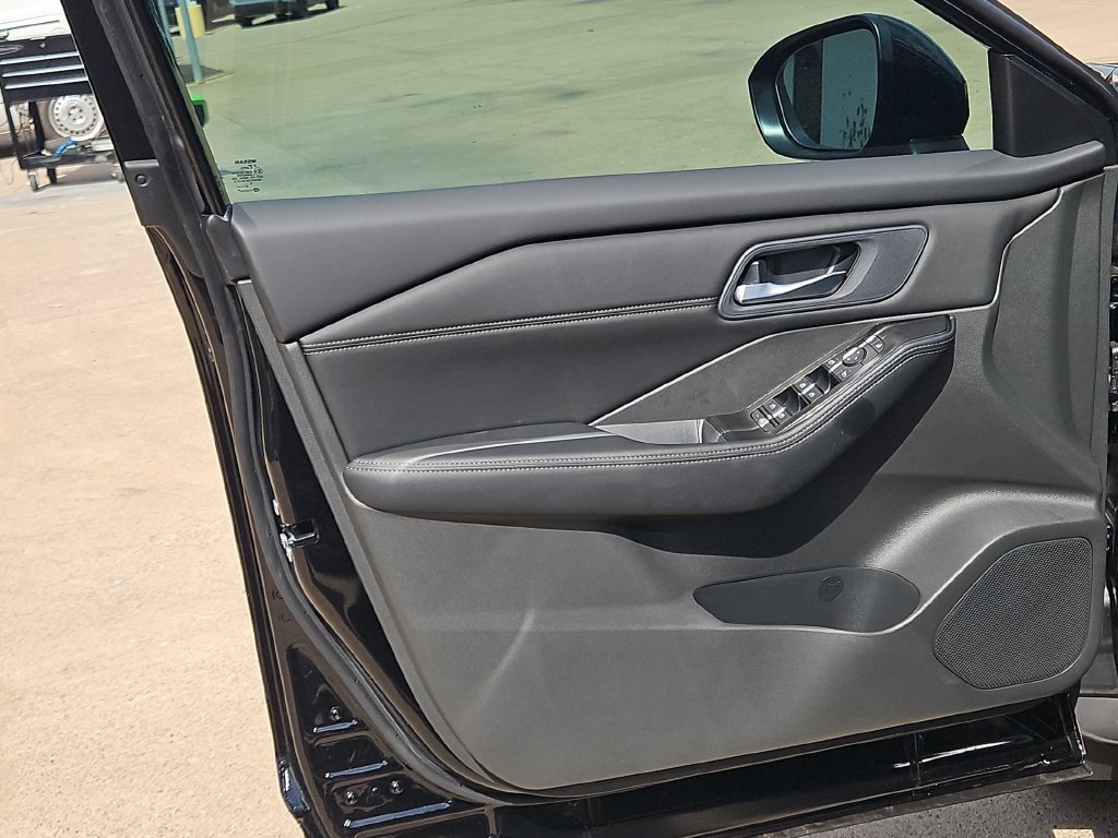 New 2026 Nissan Rogue Dark Armor FWD image 14