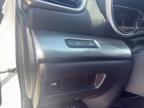 Used 2023 Nissan Maxima SV w/ Floor Mat Group FWD image 13