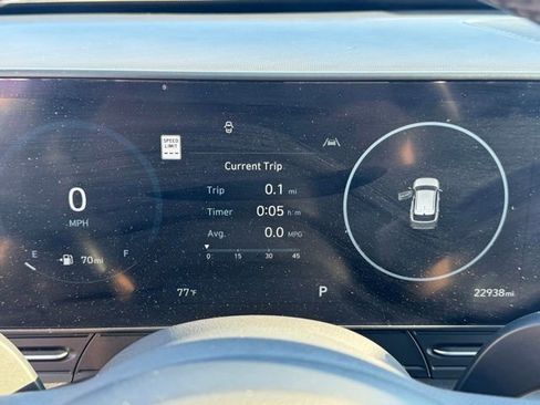 Used 2024 Hyundai Kona SEL w/ Convenience Package image 2