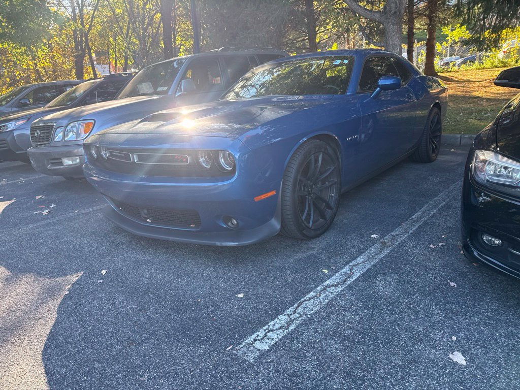 Used 2022 Dodge Challenger R/T w/ Plus Package RWD image 3