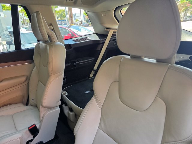 Used 2021 Volvo XC90 T8 Inscription w/ Advanced Package AWD/4WD image 10