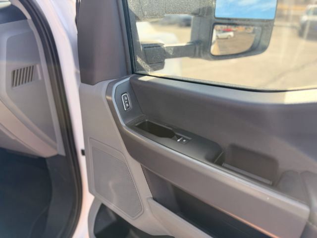 Used 2024 Ford F250 XLT w/ FX4 Off-Road Package AWD/4WD image 23