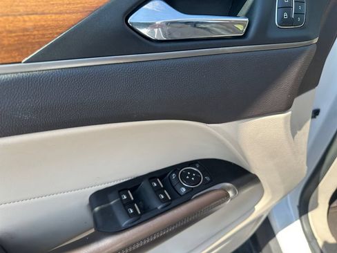 Used 2017 Lincoln MKC Select FWD image 30