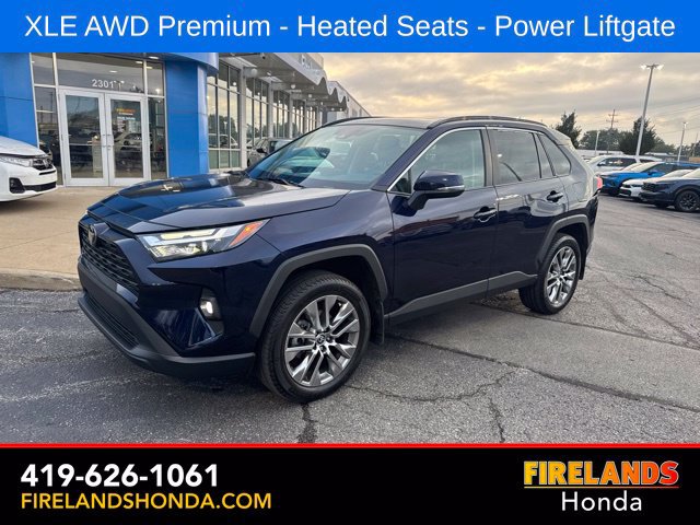 Used 2022 Toyota RAV4 XLE Premium AWD/4WD image 2