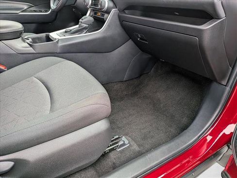 Used 2025 Toyota RAV4 XLE image 15