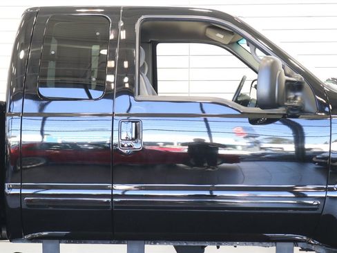 Used 2001 Ford F250 XLT image 55